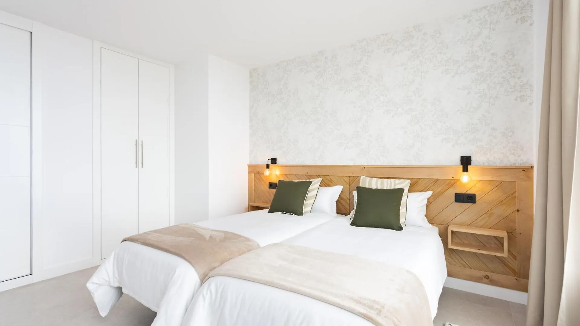 New! Gorvorana 2 - Up To 10 Guests, Private Pool Villa Los Realejos Spain